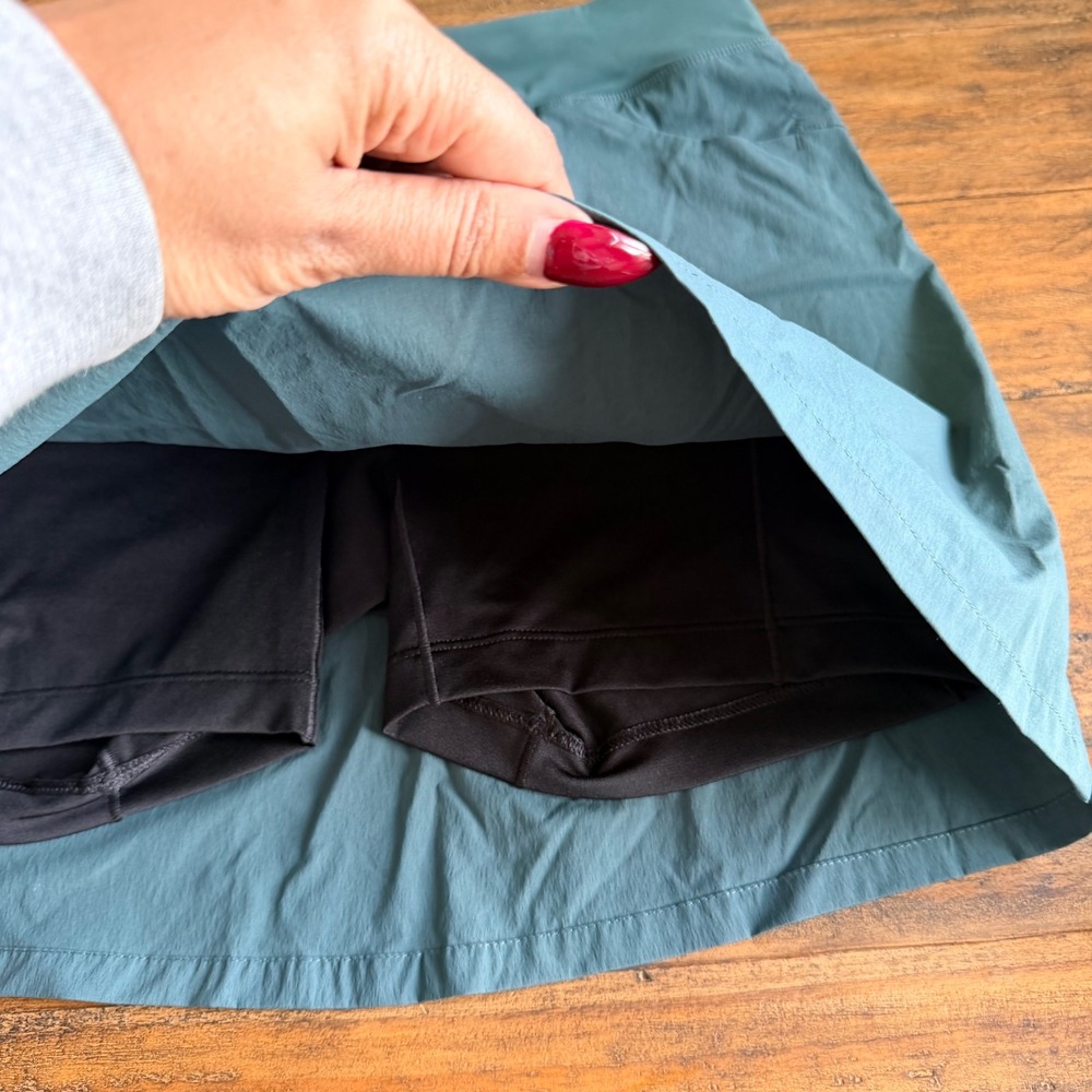 Arcteryx Womens Skort Blue Green Athletic Hiking Skirt XS Gorpcore Athleisure - Picture 6 of 12